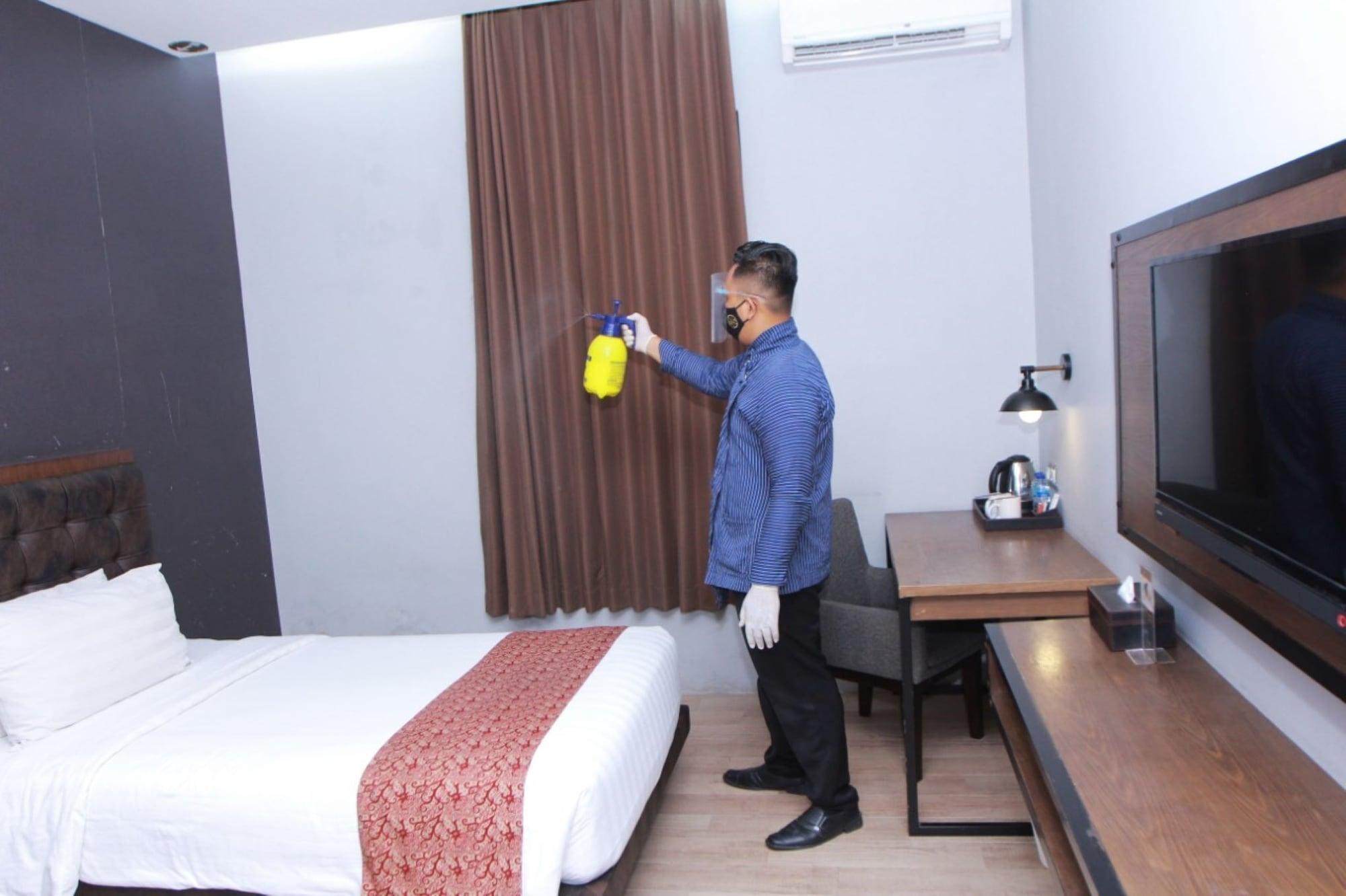 Grand Kangen Hotel Urip Sumoharjo Yogyakarta Bagian luar foto