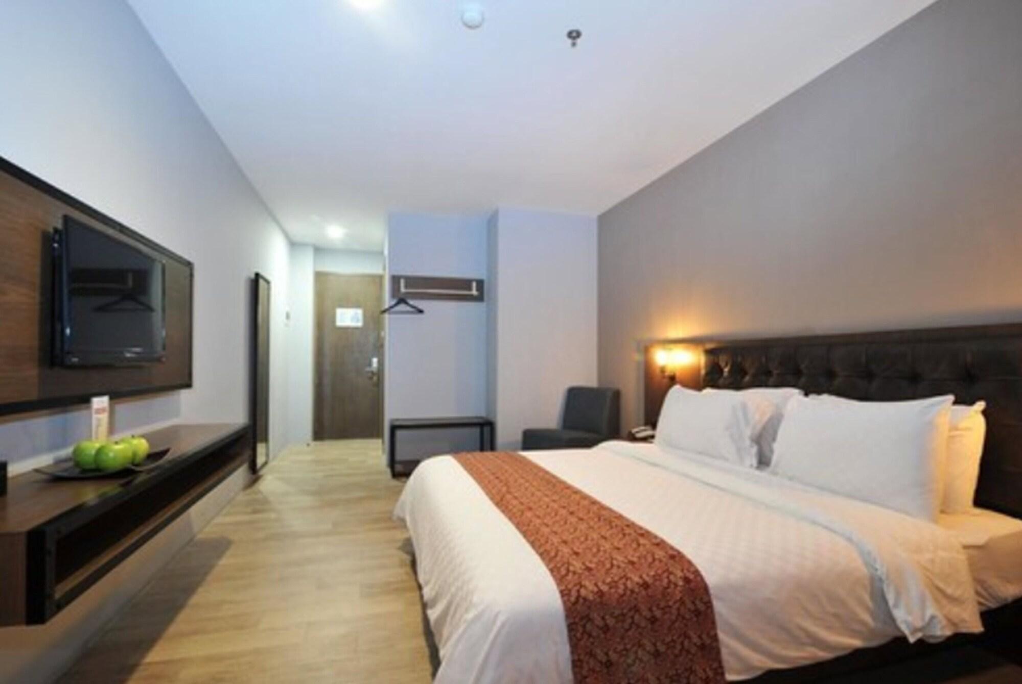 Grand Kangen Hotel Urip Sumoharjo Yogyakarta Bagian luar foto
