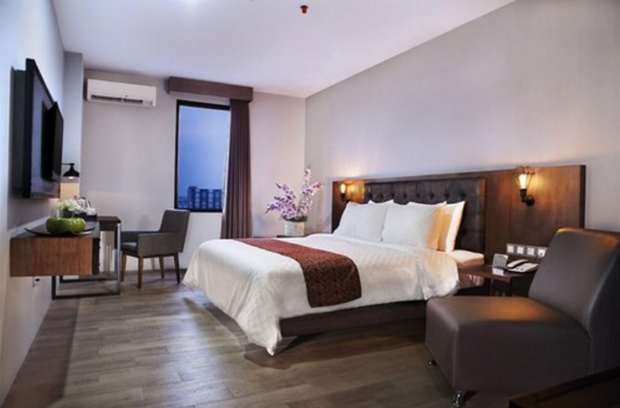 Grand Kangen Hotel Urip Sumoharjo Yogyakarta Bagian luar foto