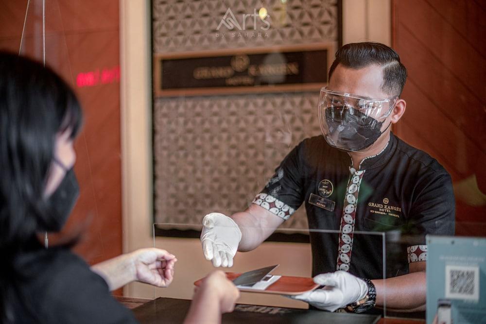 Grand Kangen Hotel Urip Sumoharjo Yogyakarta Bagian luar foto